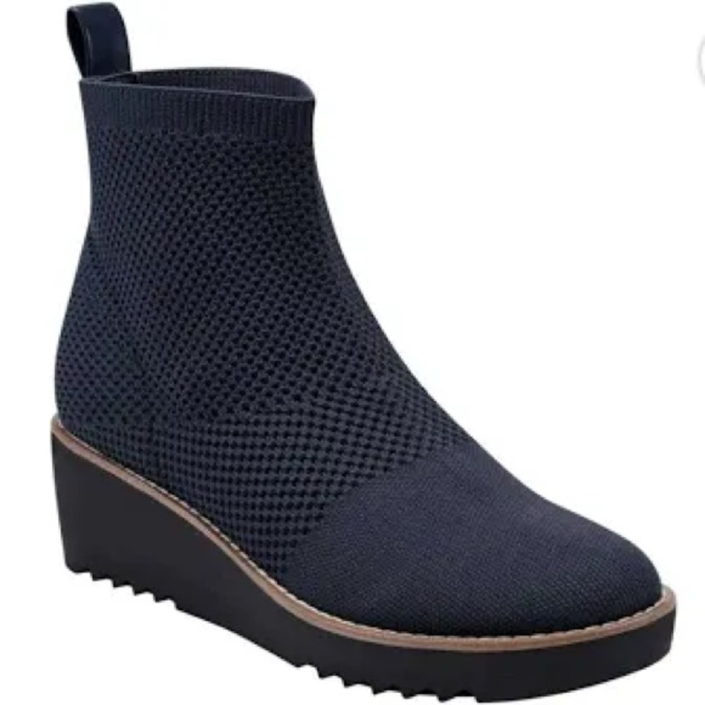 Bandolino Women’s Stretch Wedge Booties